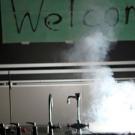 Magnezi, ekuacioni i reaksionit për djegien e tij Reagimi me karbonat amonit